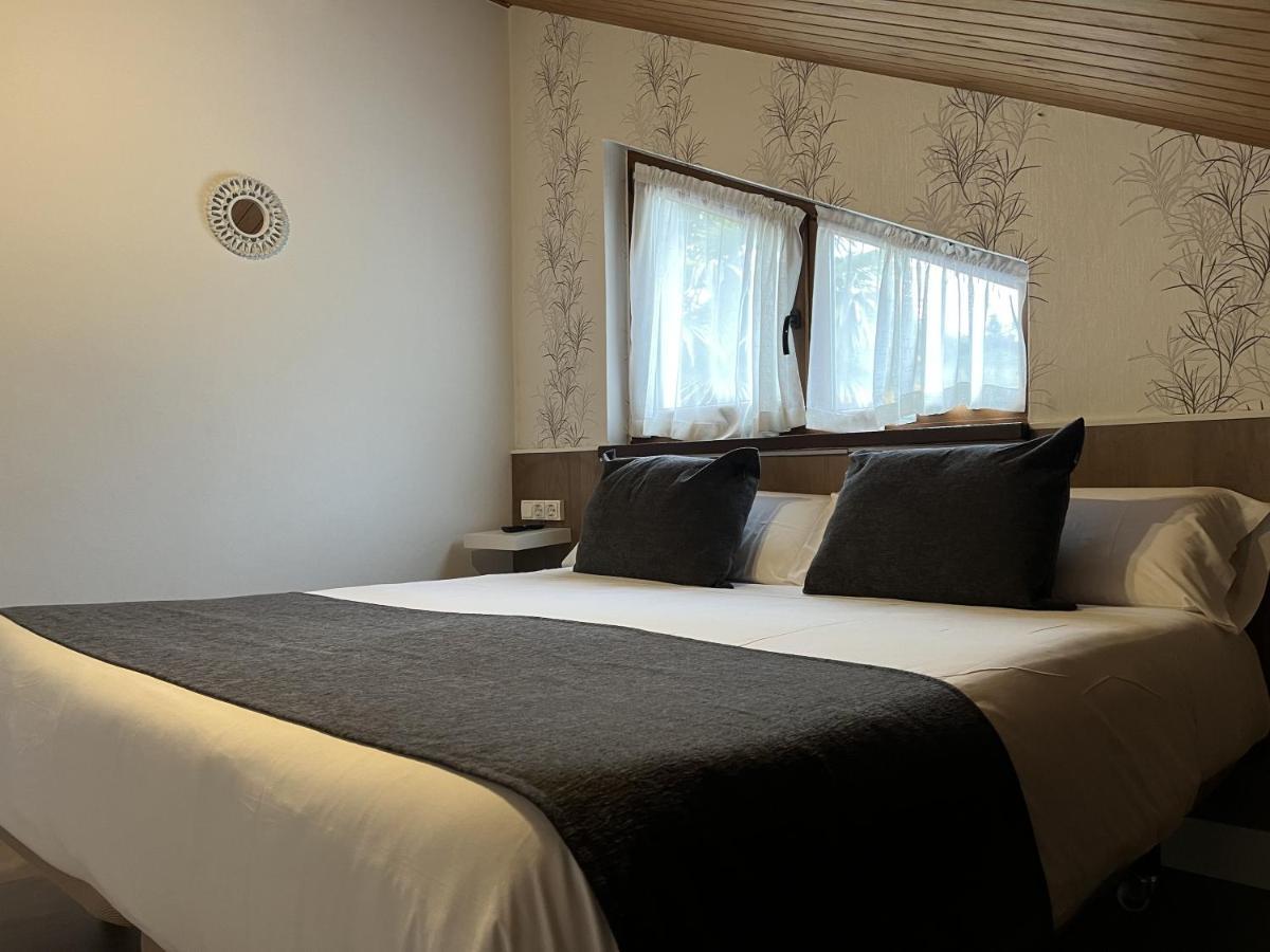 Hotel Avelina Cangas de Onis Exterior photo