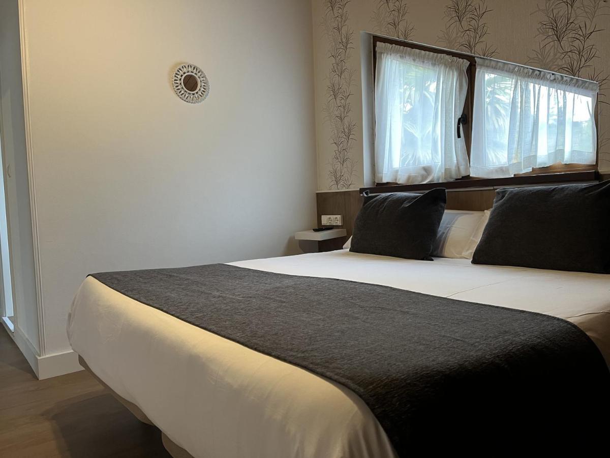 Hotel Avelina Cangas de Onis Exterior photo