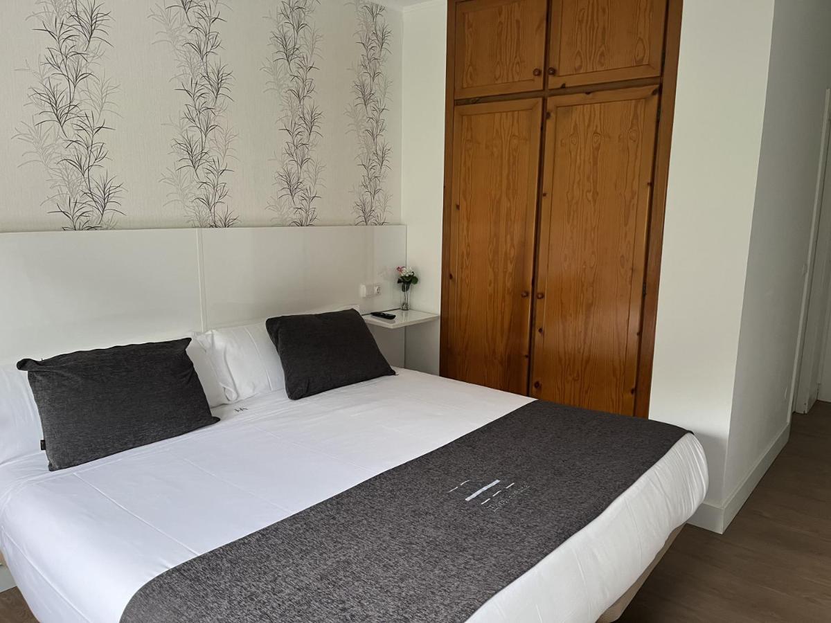 Hotel Avelina Cangas de Onis Exterior photo